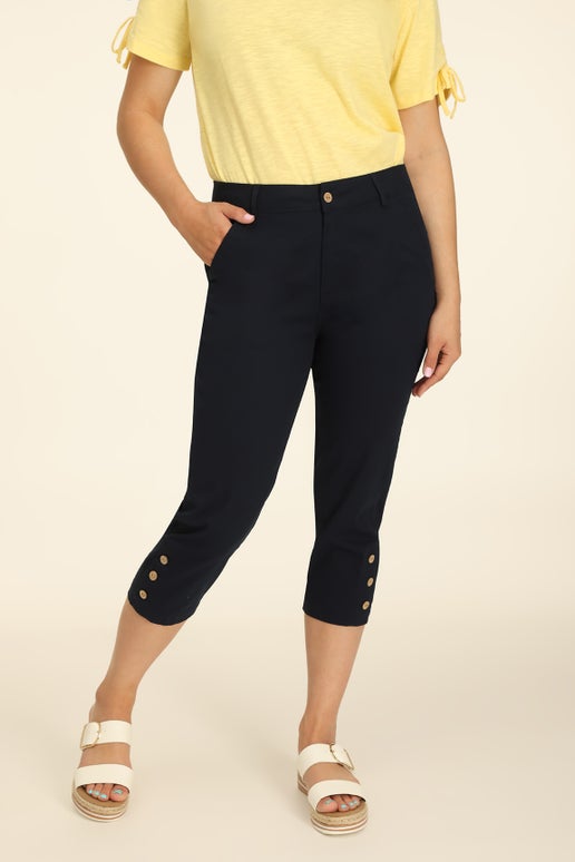Boat Pants Mid Calf Pant in Navy Caroline Eve Boat Pants Mid Calf Pant in Navy Caroline Eve