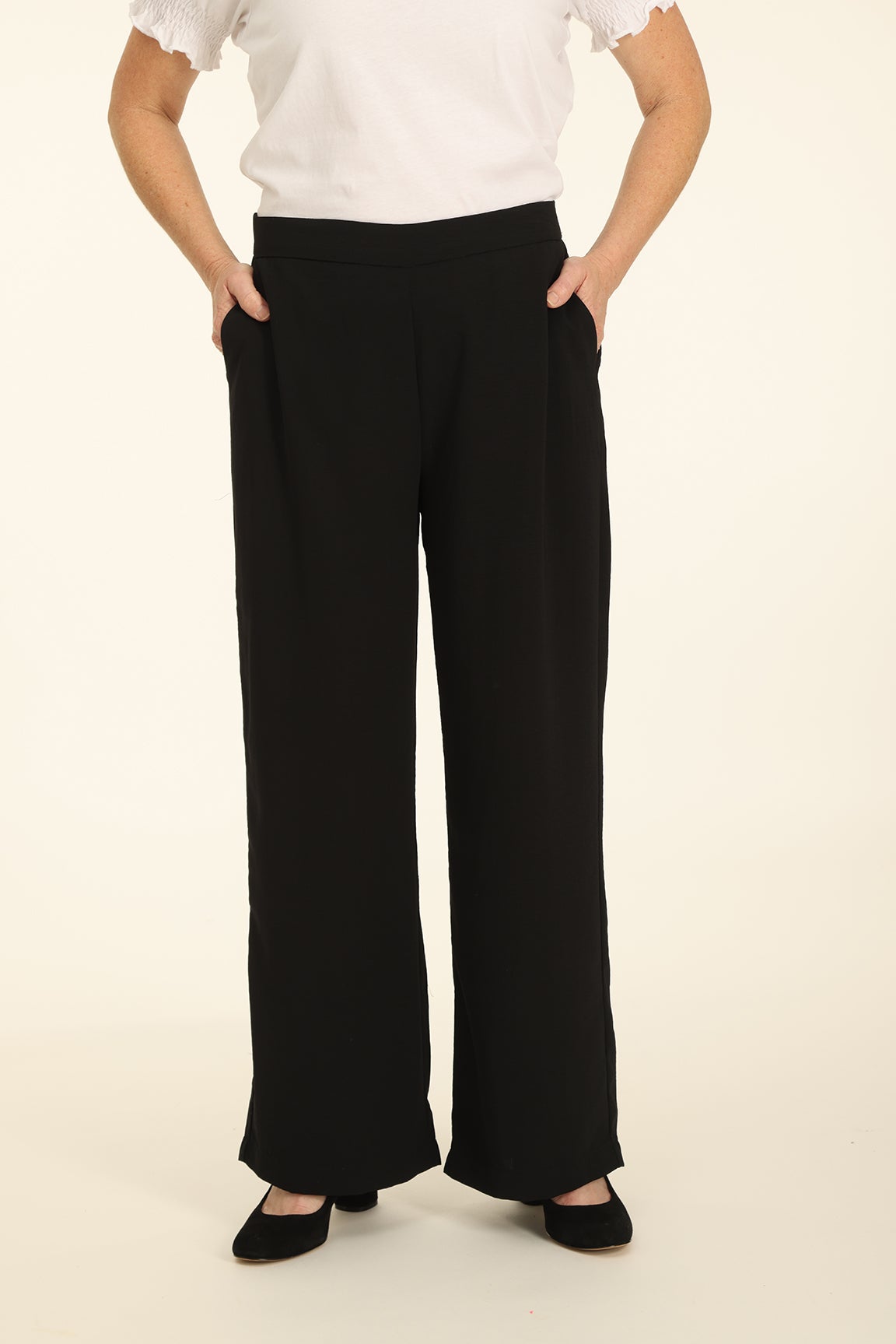 Soft Drape Wide Leg Pant in Black | Caroline Eve