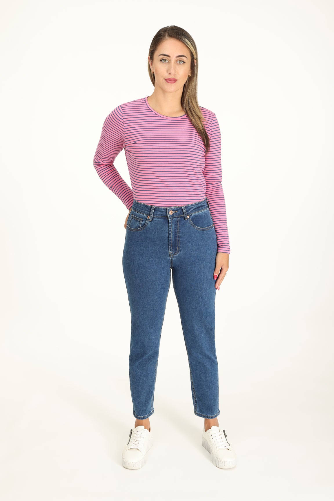 Twin Lakes Denim Tapered Mom Regular Jean in Blue | Caroline Eve