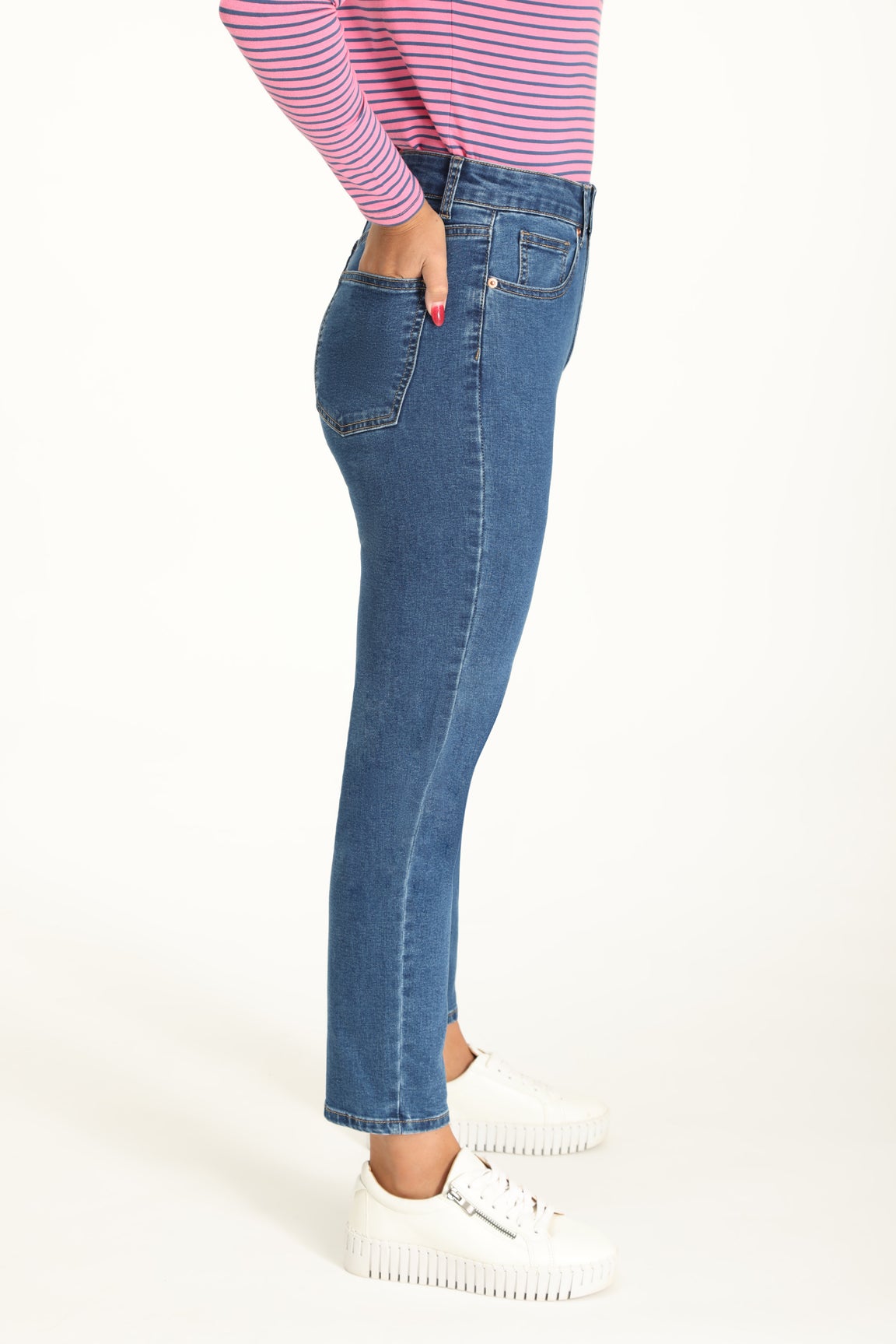 Twin Lakes Denim Tapered Mom Regular Jean in Blue | Caroline Eve Twin Lakes Denim Tapered Mom Regular Jean in Blue | Caroline Eve
