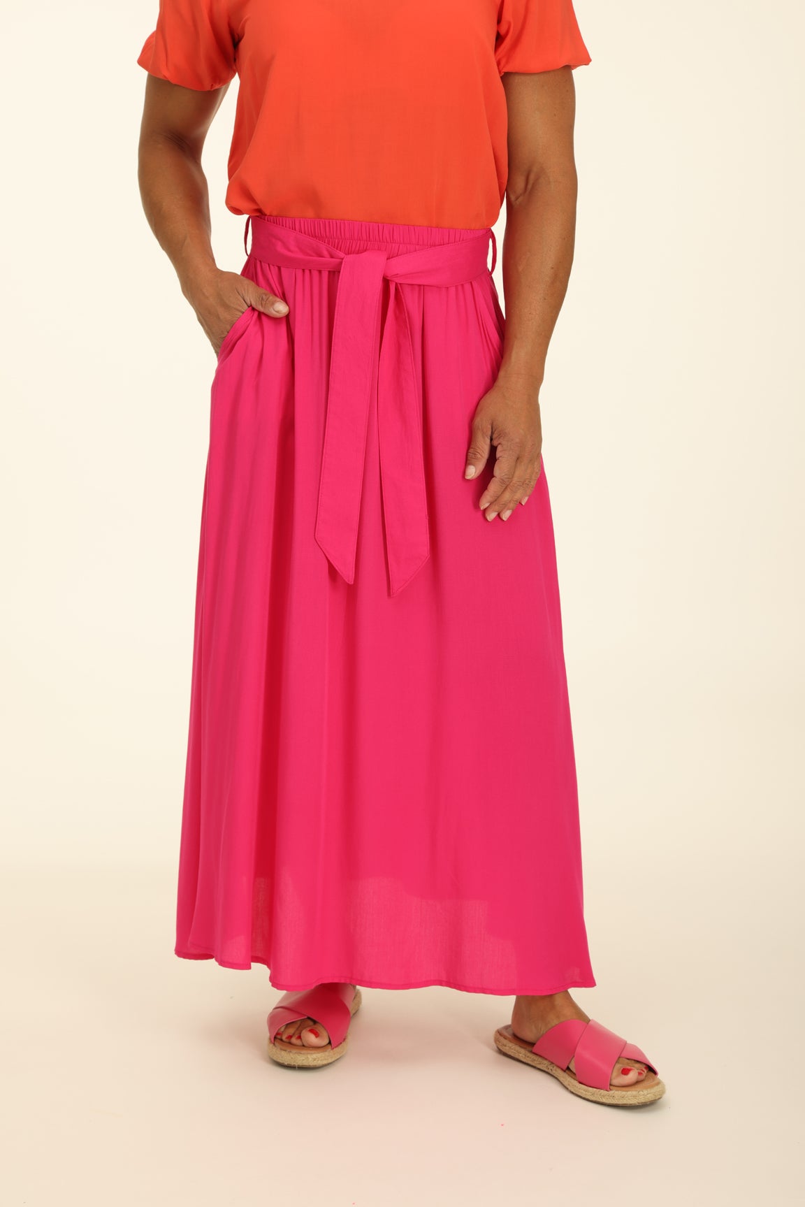 Plain Rayon Skirt in Pink Caroline Eve